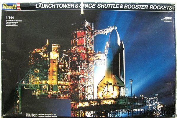 Revell 1/144 Launch Tower Space Shuttle and Booster Rockets, 4911 plastic model kit